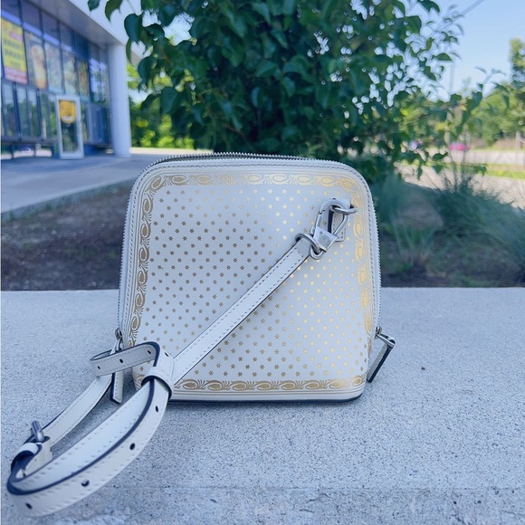 Clearance Gucci Mini Guccy Sega Crossbody Bag - Picture 3 of 4